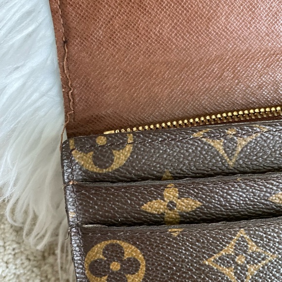 Authentic Louis Vuitton Wallet - Picture 3 of 4
